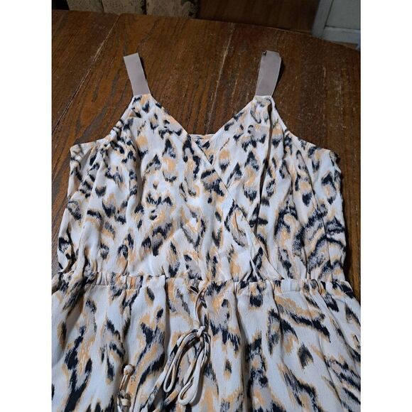 Medium Rory Beca Rayon VNeck Georgette Cream Black Gold Elastic Strap Dress - Picture 2 of 4